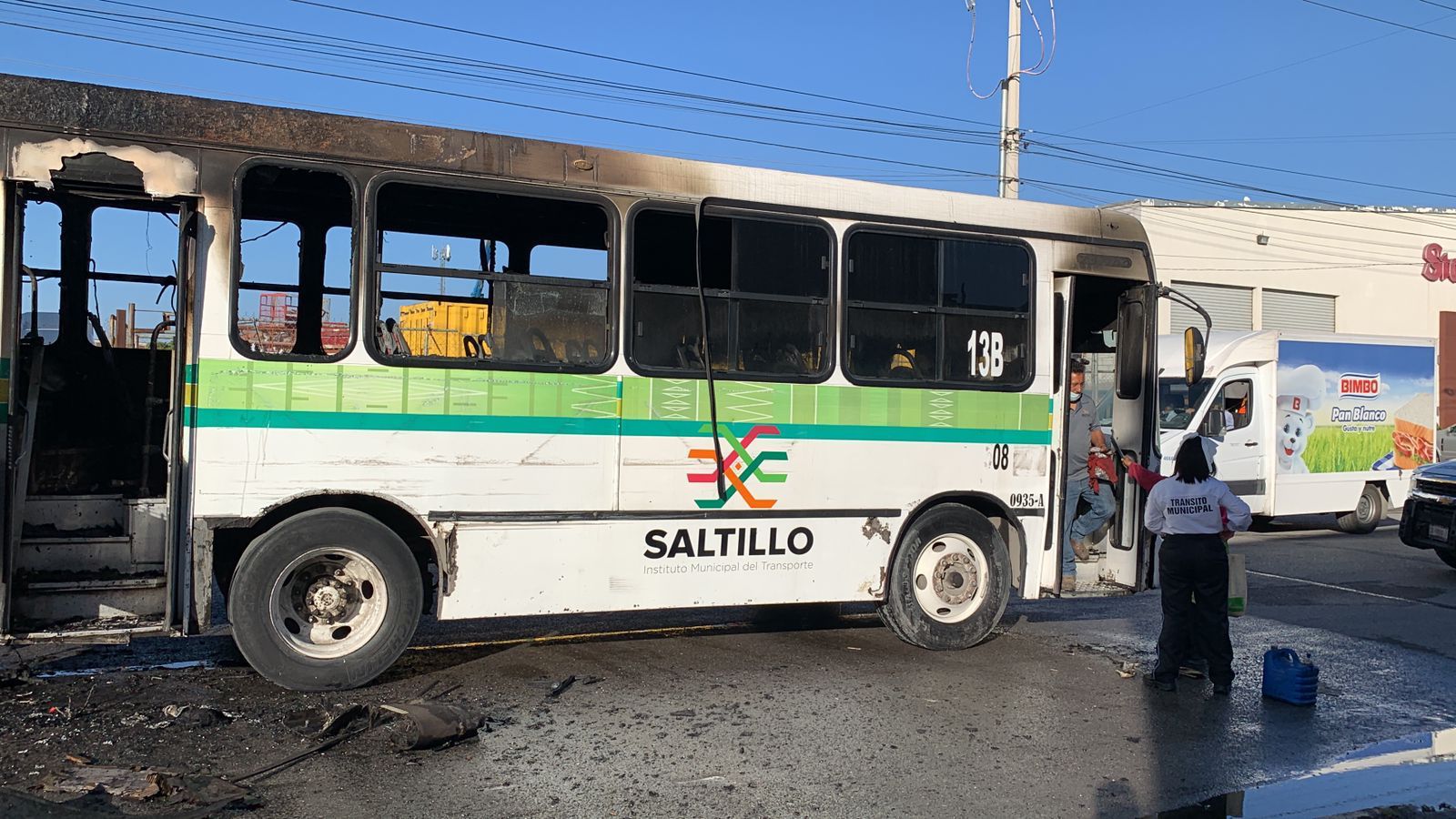 Se incendia camión de la ruta 13B