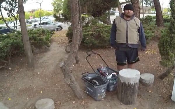 Un hombre de California murió después ser inmovilizado por la policía cinco  minutos - The New York Times