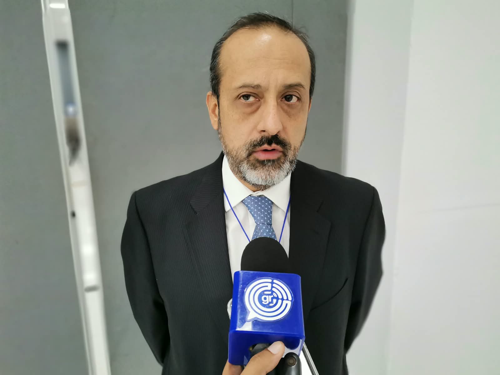 Urgen médicos a completar esquemas de vacunación en México