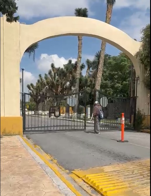 Estudiantes cierran accesos de la Narro ante presunto favoritismo en selección de terna para rectoría