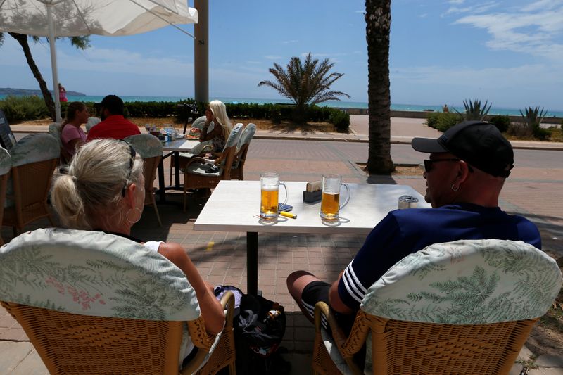 El turismo se desploma un 98% en junio en España y deja de recibir 29.000 millones de euros