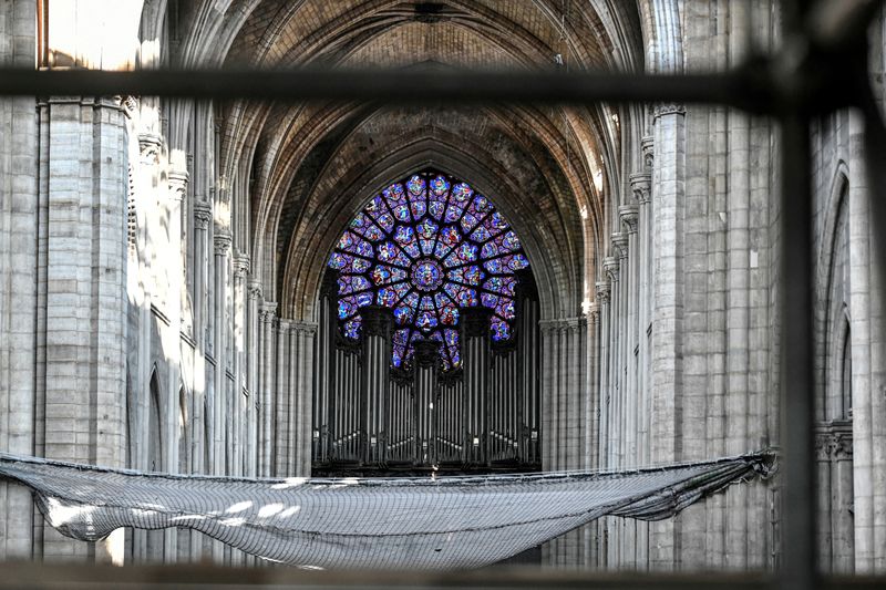 Comienzan a restaurar el gran órgano de la catedral de Notre-Dame en París