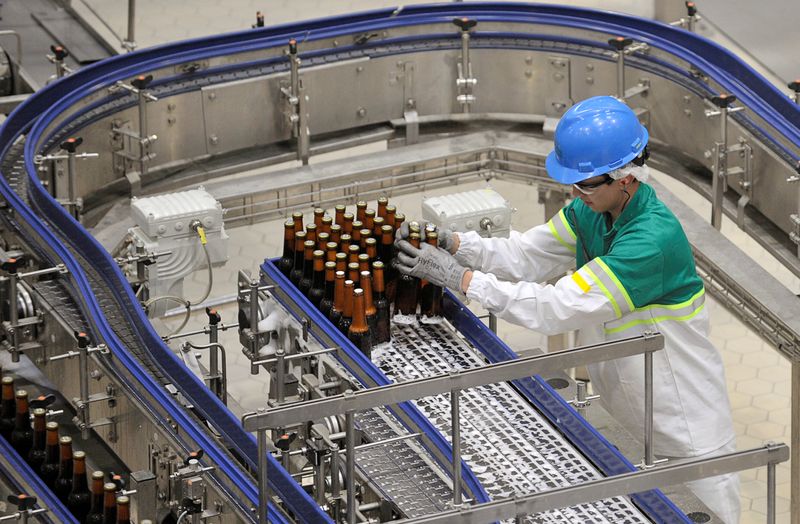 Economía de Colombia se expandiría 4,1% en 2021, tras fuerte recesión: Banco Central