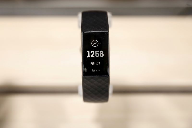 La UE inicia investigación sobre acuerdo de Google para comprar Fitbit por 2.100 mln dlr