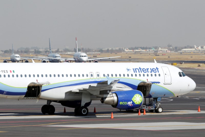 Mexicana Interjet dice aumentará frecuencias de vuelos durante agosto