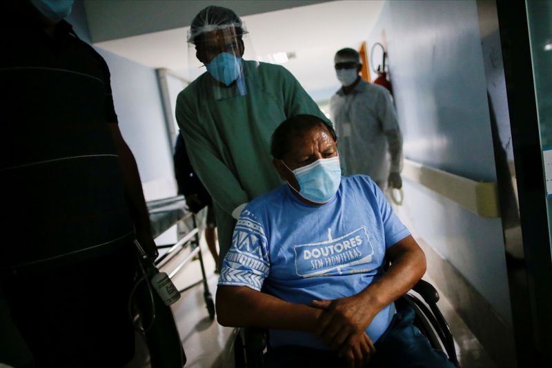 Líder indígena Aritana de Brasil muere por COVID-19