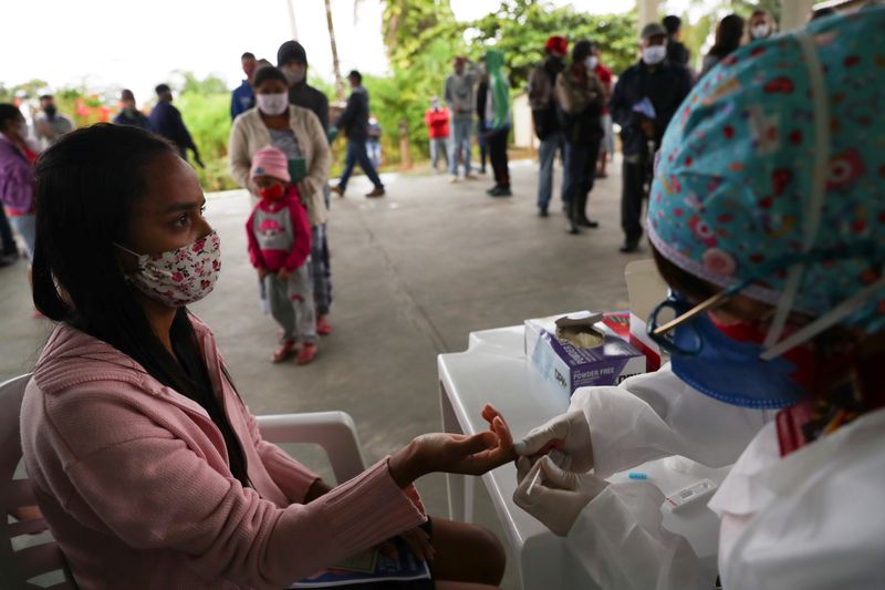 Brasil registra 1.437 nuevas muertes por COVID-19 y totaliza 97.256 decesos