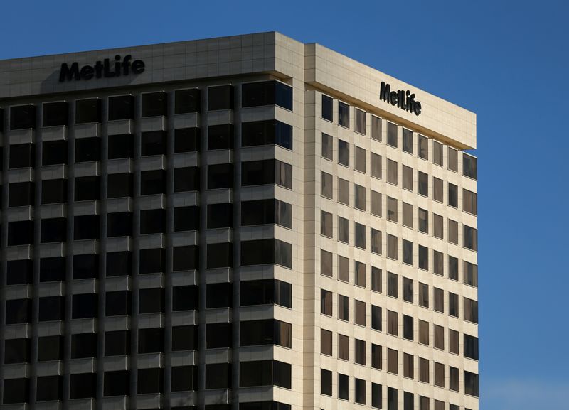 Metlife calcula cerca de 200.000 muertes por coronavirus en EEUU al tercer trimestre