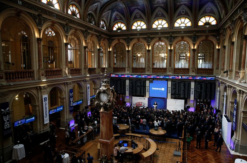 Bolsa de Londres arrastra a Europa a la baja, presionada por acciones de Glencore y petróleo