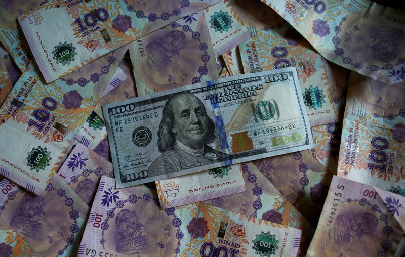 Activos argentinos caen por esperadas tomas de ganancias tras reestructuración deuda