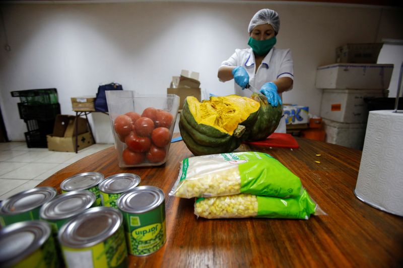 Precios al consumidor en Chile suben 0,1% en julio: gobierno