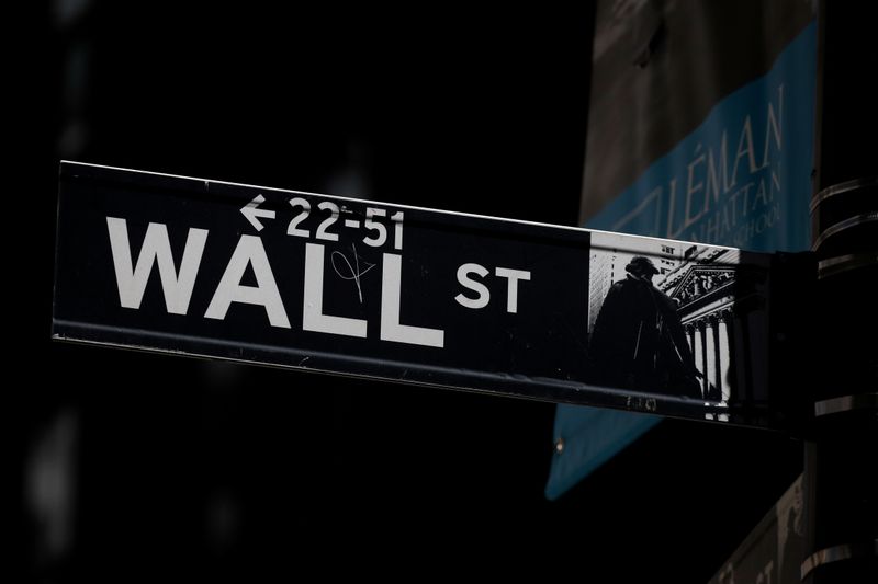 Wall Street cae por tensión con China y menor crecimiento empleo EEUU