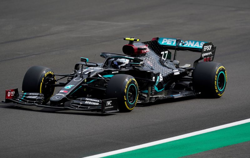 Bottas logra la “pole” en el GP 70 aniversario de la F1