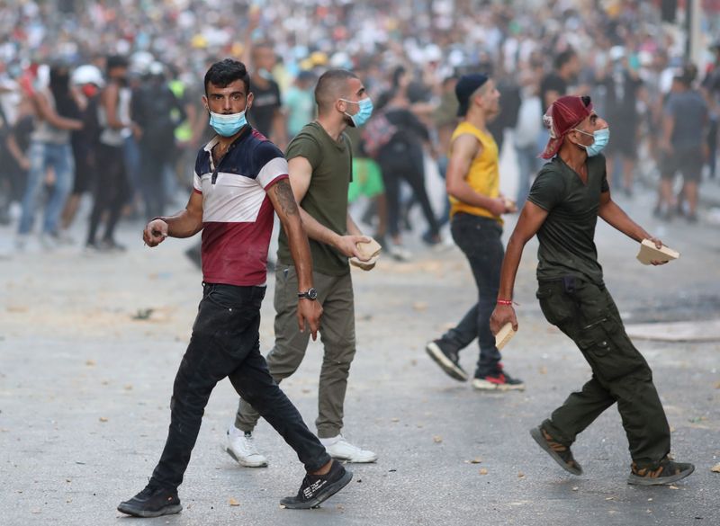 Gobierno del Líbano dimite en medio de indignación por la explosión en Beirut