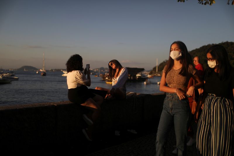 Brasil registra 1.274 nuevas muertes por COVID-19, total de decesos llega a 103.026