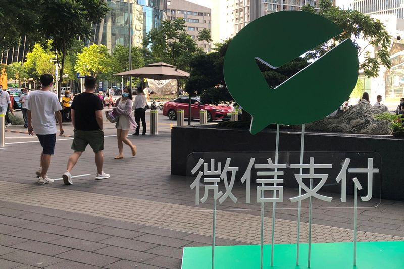 China sacará a colación WeChat y TikTok en las negociaciones comerciales con EEUU, según Bloomberg