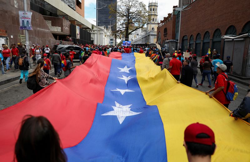 Inglaterra y EEUU lideran grupo de países que piden un gobierno de transición en Venezuela
