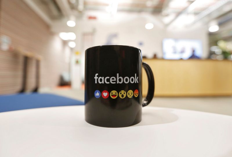 Oposición en India pide investigación de supuestos vínculos de Facebook con partido de Modi