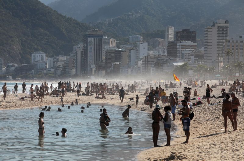 Brasil registra 620 muertes por COVID-19 y totaliza 107.852 decesos