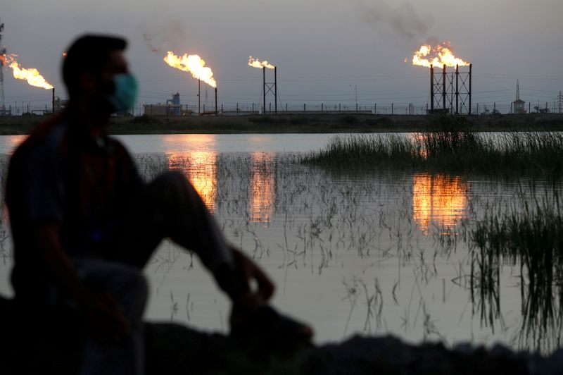 Cumplimiento de recortes de producción petrolera de OPEP+ rondó el 97% en julio: fuentes