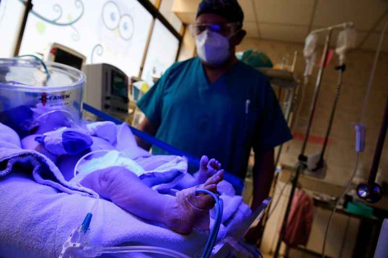 Bolivia supera los 100.000 casos de coronavirus y espera su punto máximo en septiembre