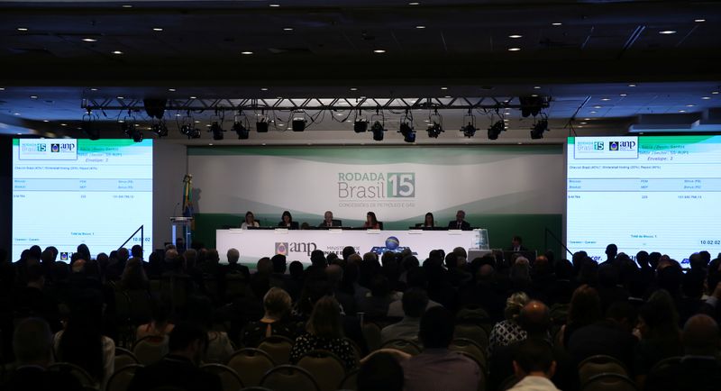 Brasil pospone subastas para exploración de petróleo para 2021 y 2022