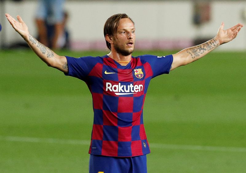 El croata Rakitic deja el Barcelona para volver al Sevilla