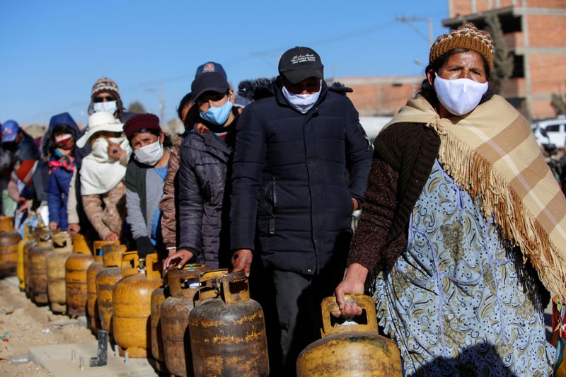 Pandemia amplía brecha de pobreza entre géneros, afectando con dureza a las mujeres: ONU