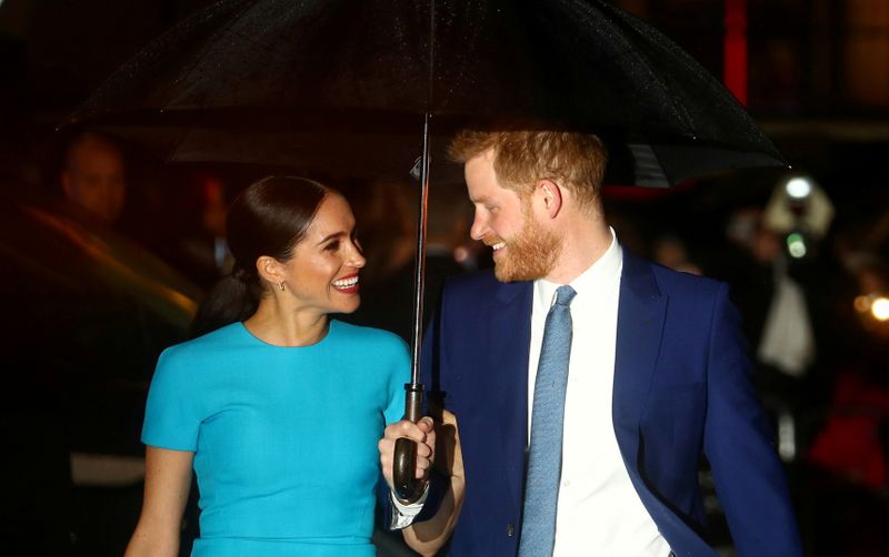 Príncipe Enrique y Meghan firman acuerdo de producción con Netflix