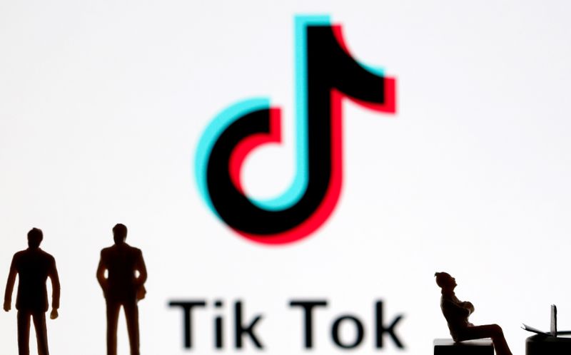 EXCLUSIVA-Interesados en comprar TikTok analizan cuatro opciones para reactivar negociación: fuentes