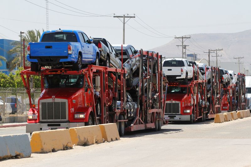 Producción y exportación de autos México retroceden en agosto