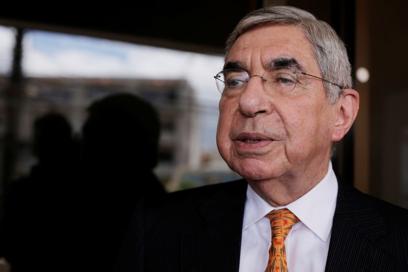 Nobel de la Paz Óscar Arias se libra de acusaciones por delitos sexuales en Costa Rica