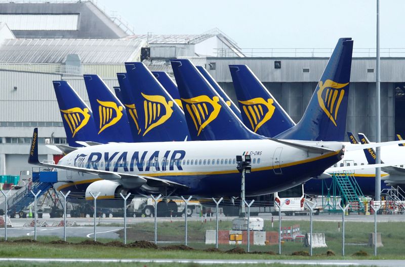 Ryanair recorta su objetivo anual de pasajeros de 60 a 50 millones