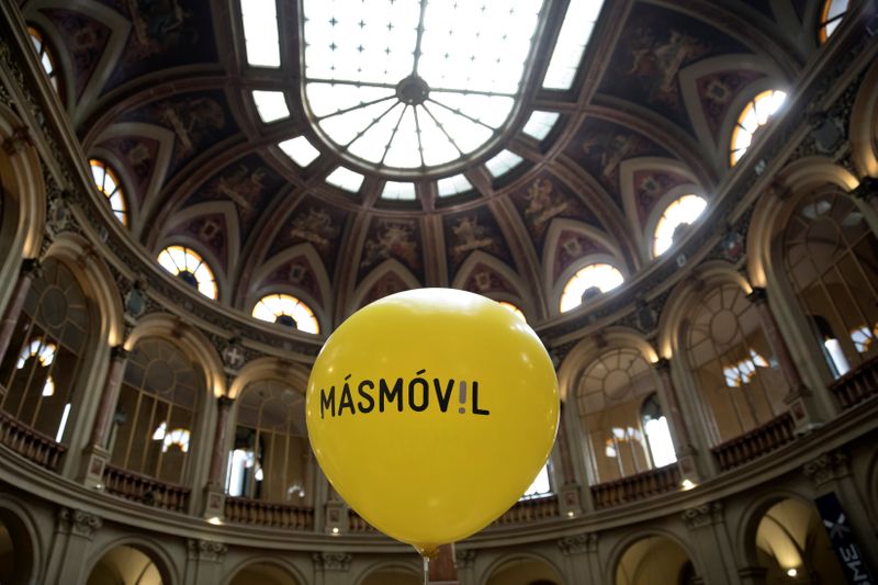 Tercer accionista de MásMóvil cambia de opinión e irá la opa de los fondos