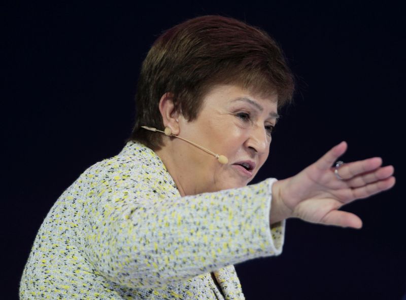 FMI dice que crisis coronavirus está lejos del final, pide más cooperación internacional
