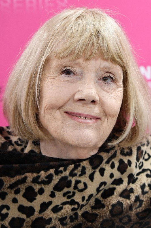 Británica Diana Rigg, famosa por sus roles de Emma Peel y Medea, muere a los 82 años