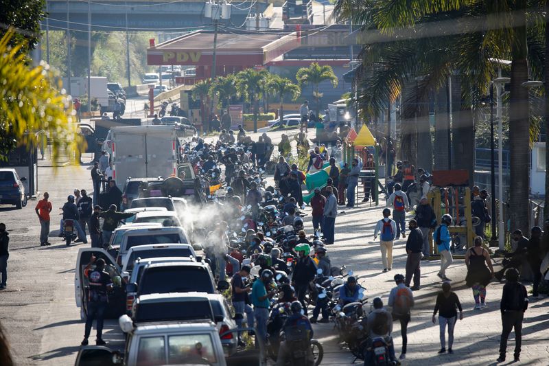 Petroleros iraníes rodean Cabo Buena Esperanza en ruta hacia Venezuela: datos