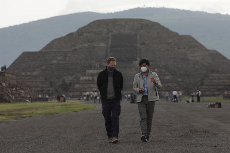 Pirámides de Teotihuacán reabren sus puertas al turismo en México
