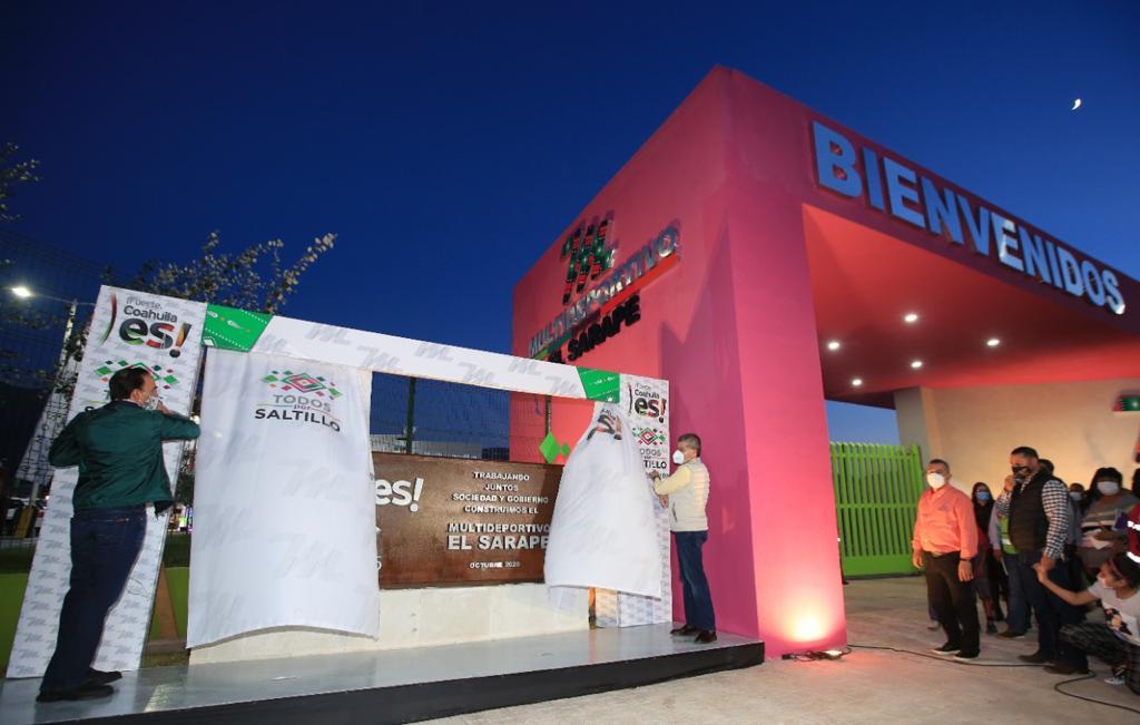 Inauguran Riquelme y Manolo el Multideportivo ‘El Sarape’
