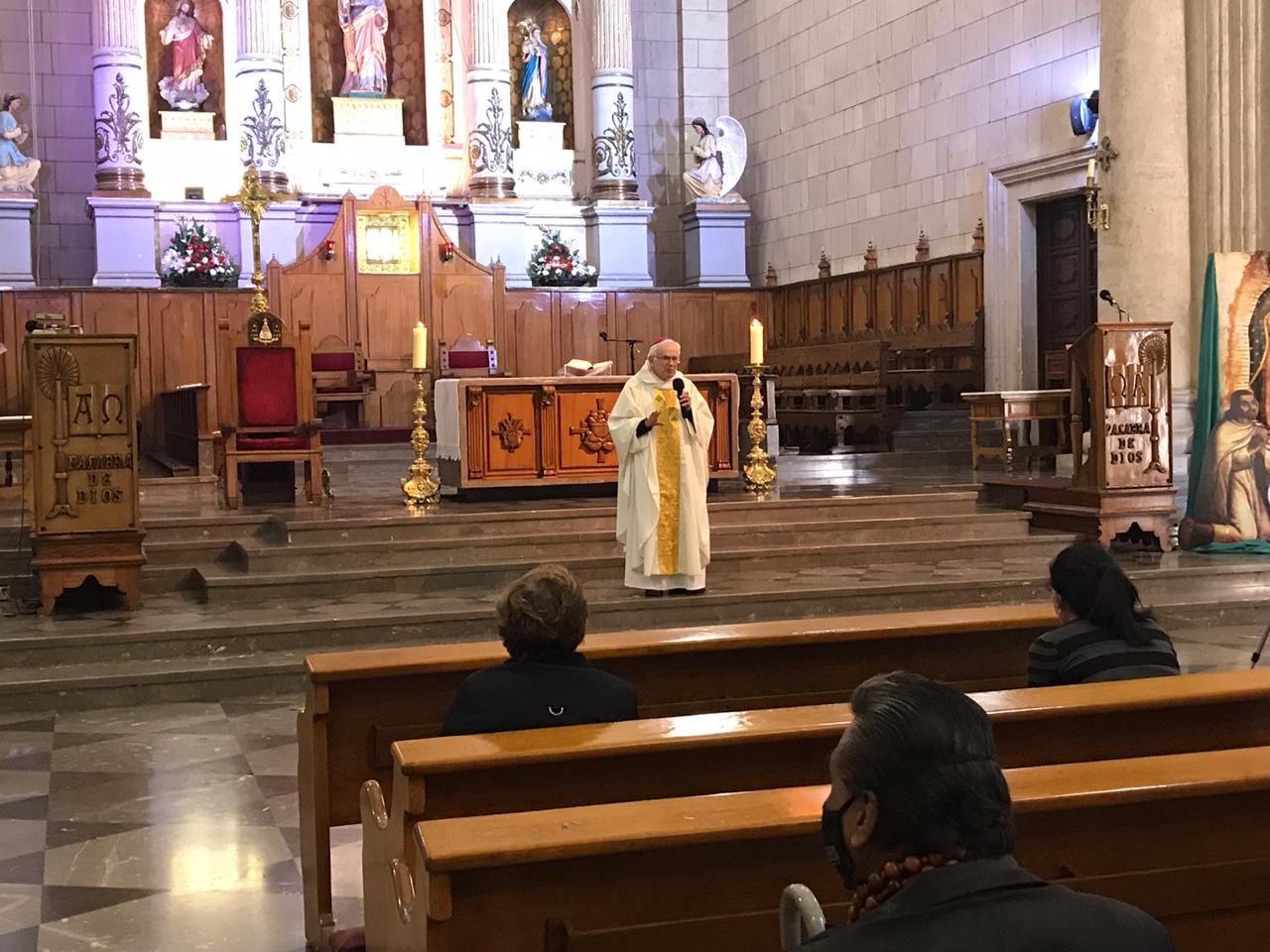 Confirma Vera a su sucesor en la Diócesis de Saltillo