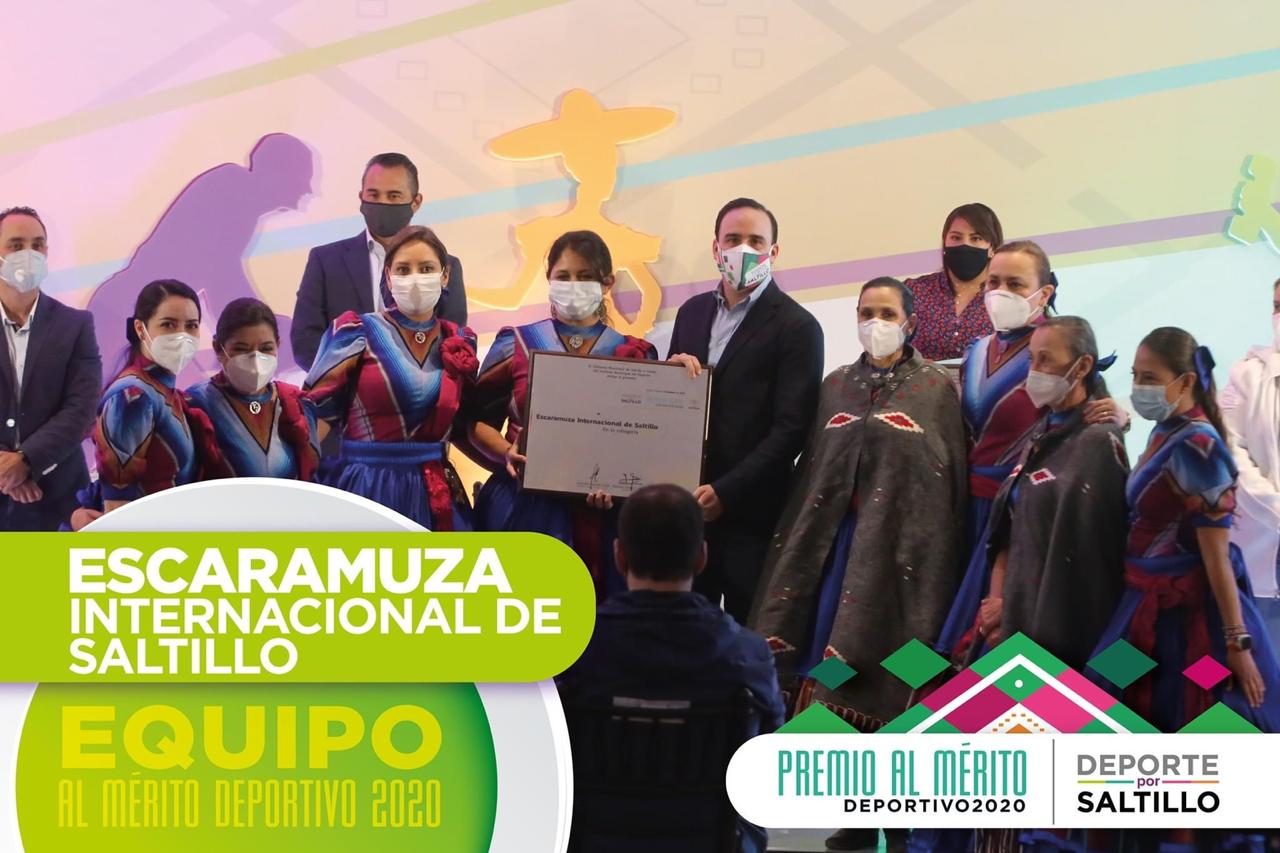 Entrega Manolo el Premio al Mérito Deportivo 2020