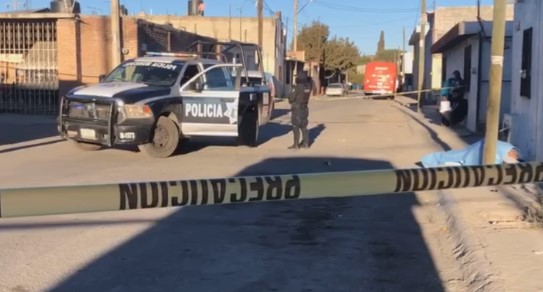 En plena calle muere hombre en colonia al sur de Saltillo