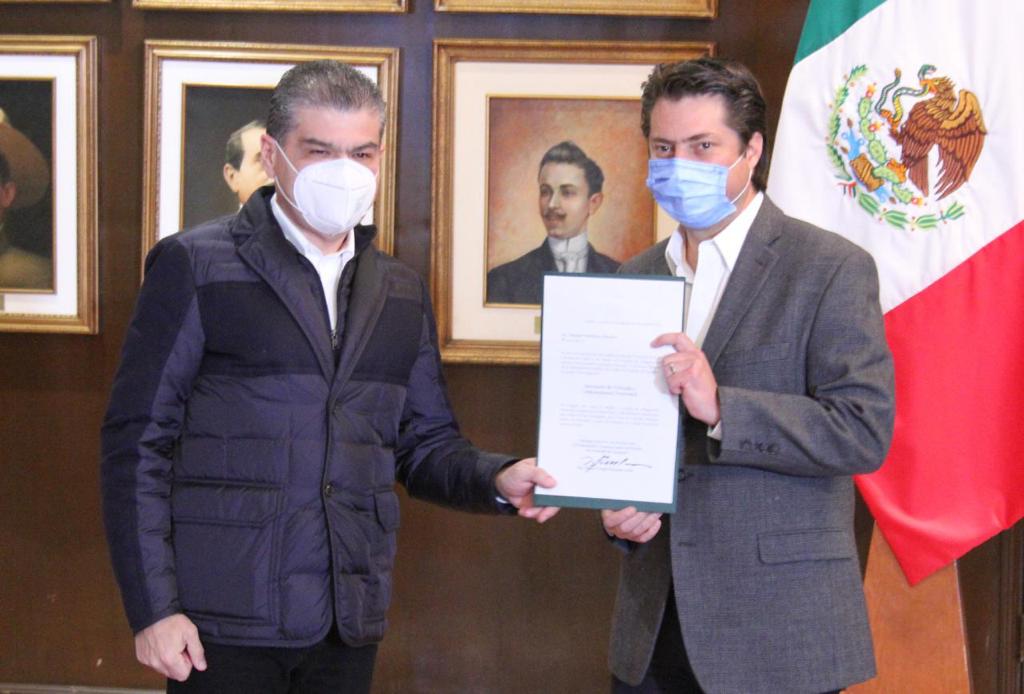 Nombra gobernador a nuevos secretarios