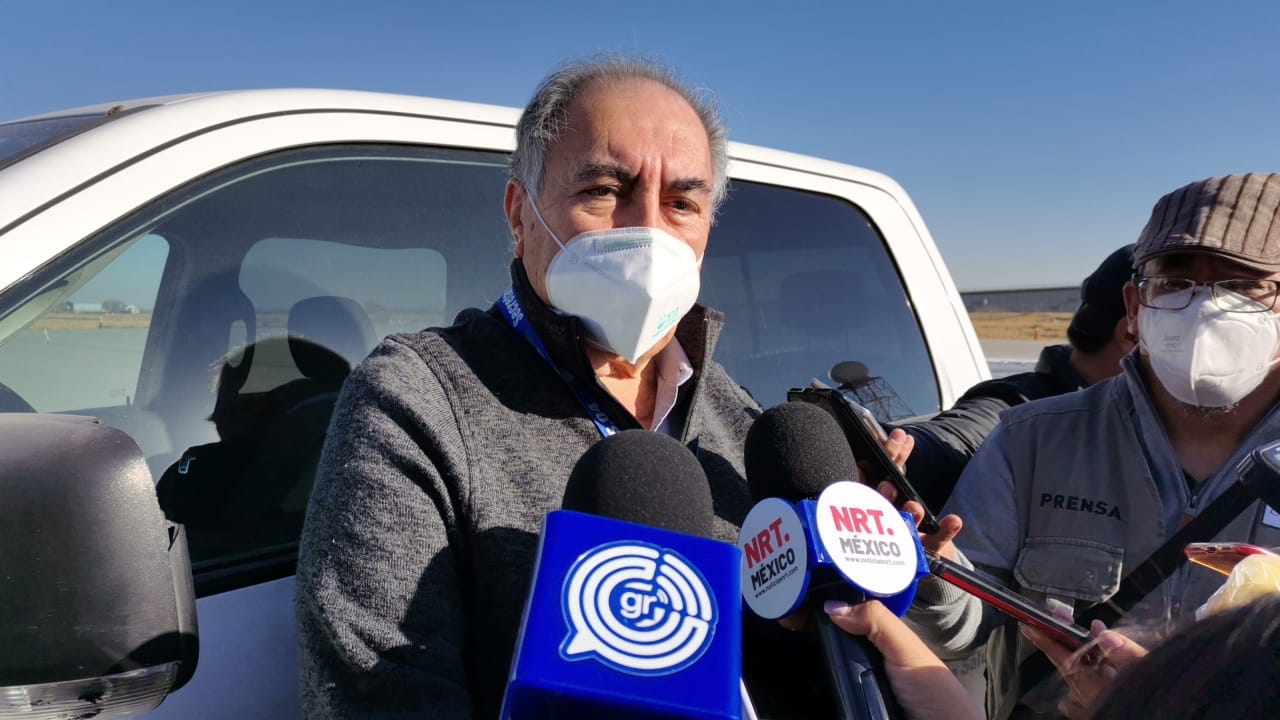 Se recupera doctora que sufrió reacciones a vacuna anticovid