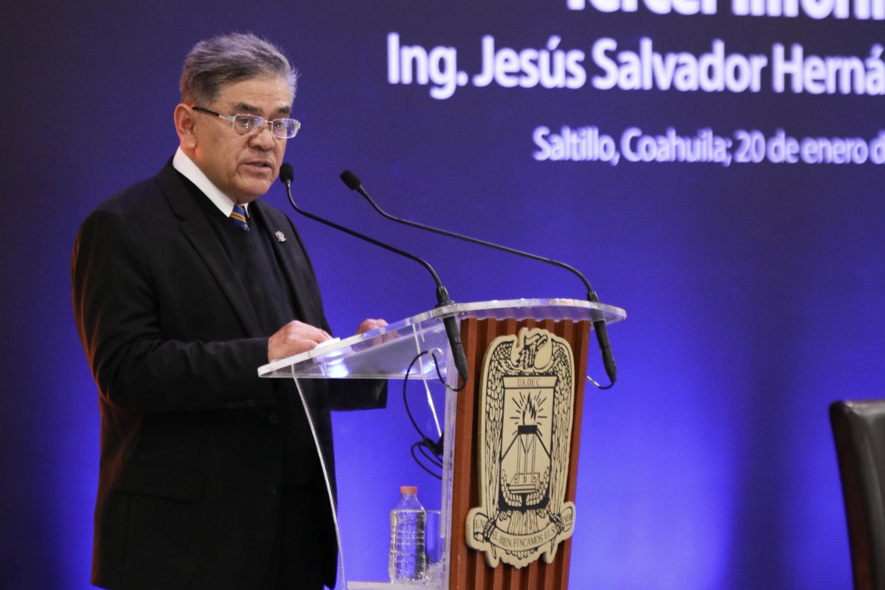 Rinde Rector de la UAdeC su tercer informe