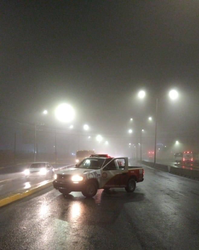 Cierran puente vehicular en bulevar Fundadores