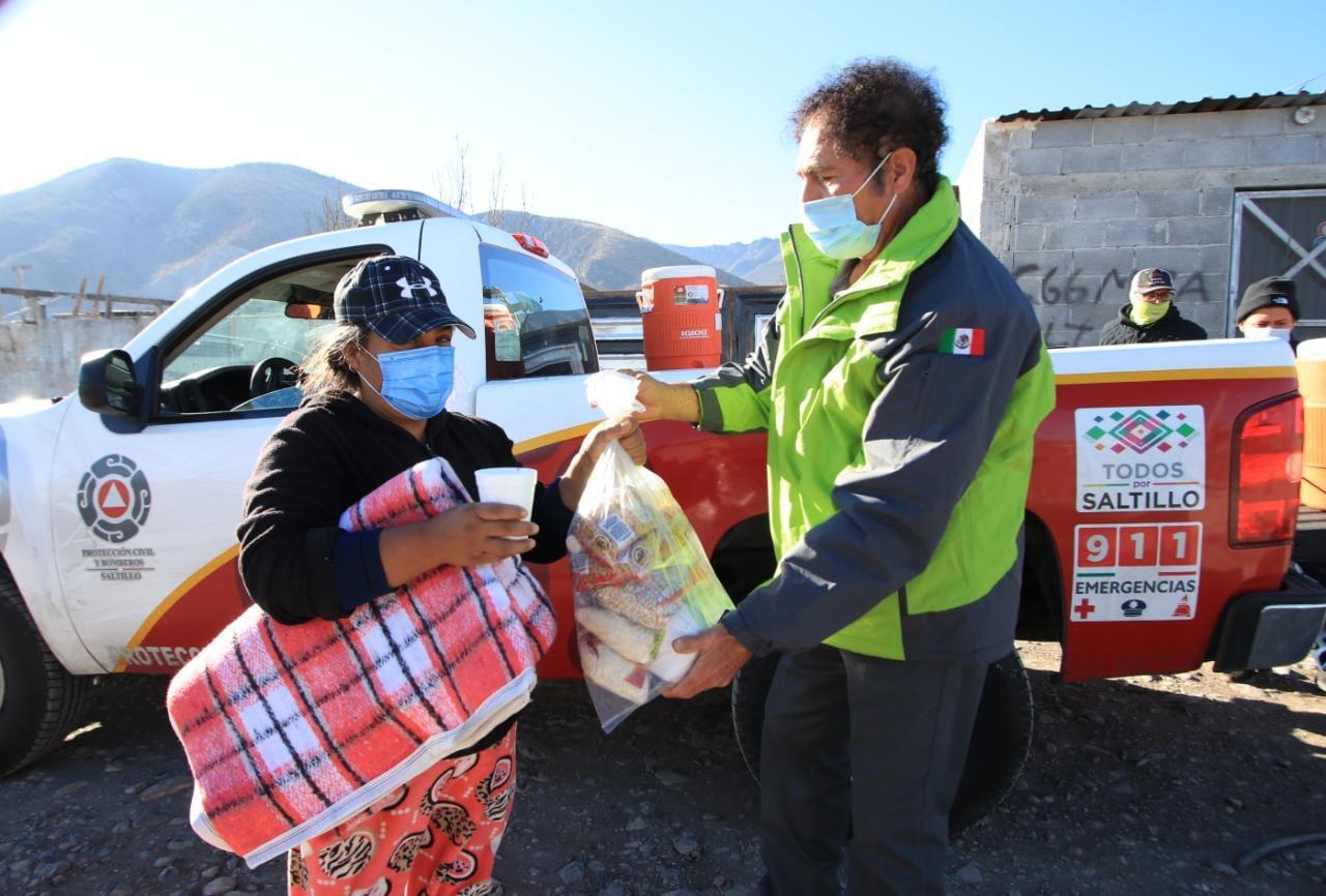 Activan en Saltillo brigadas de apoyo ante frente frío