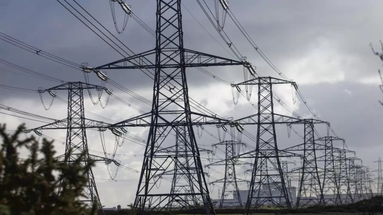 Afectan apagones producción mensual