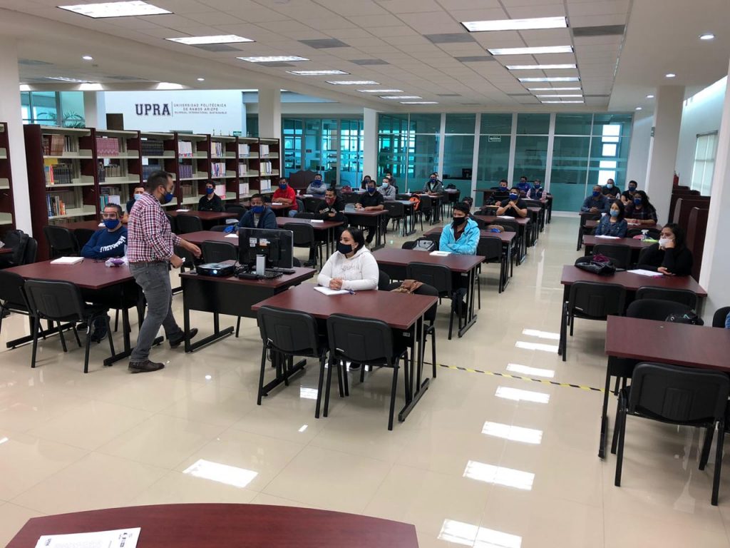 Inician en marzo clases híbridas para preparatoria y universidad