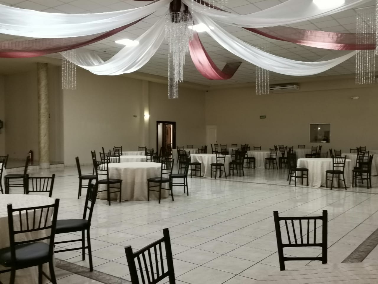 Trabajarán protocolos para reactivación de bailes en eventos sociales